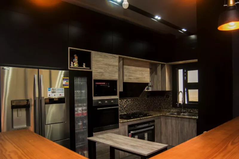 Black Polylac Good Wood Kitchen