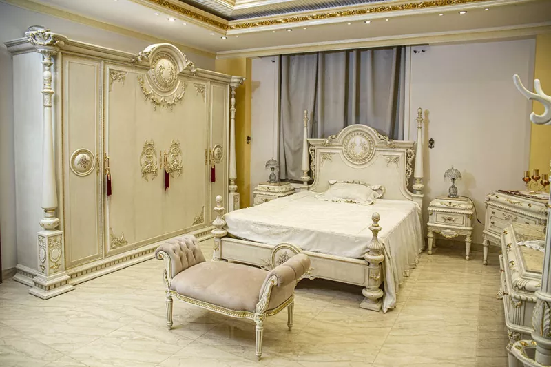 Classic White Bedroom 8 Pieces
